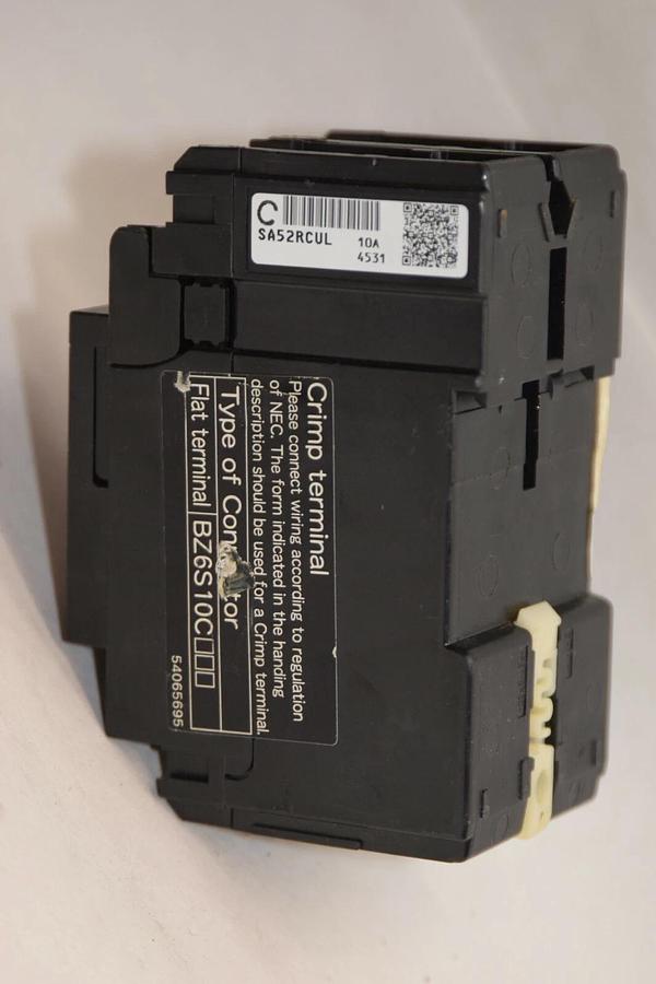 (NEW) FUJI ELECTRIC SA52RCUL 10 10A 10 Amp A 2P 240Vac Circuit Breaker