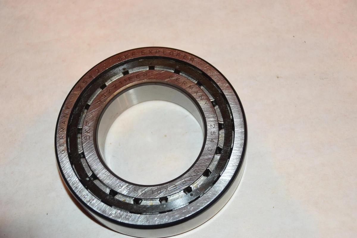 NEW SKF 2211EC EXPLORER CYLINDRICAL BALL BEARING
