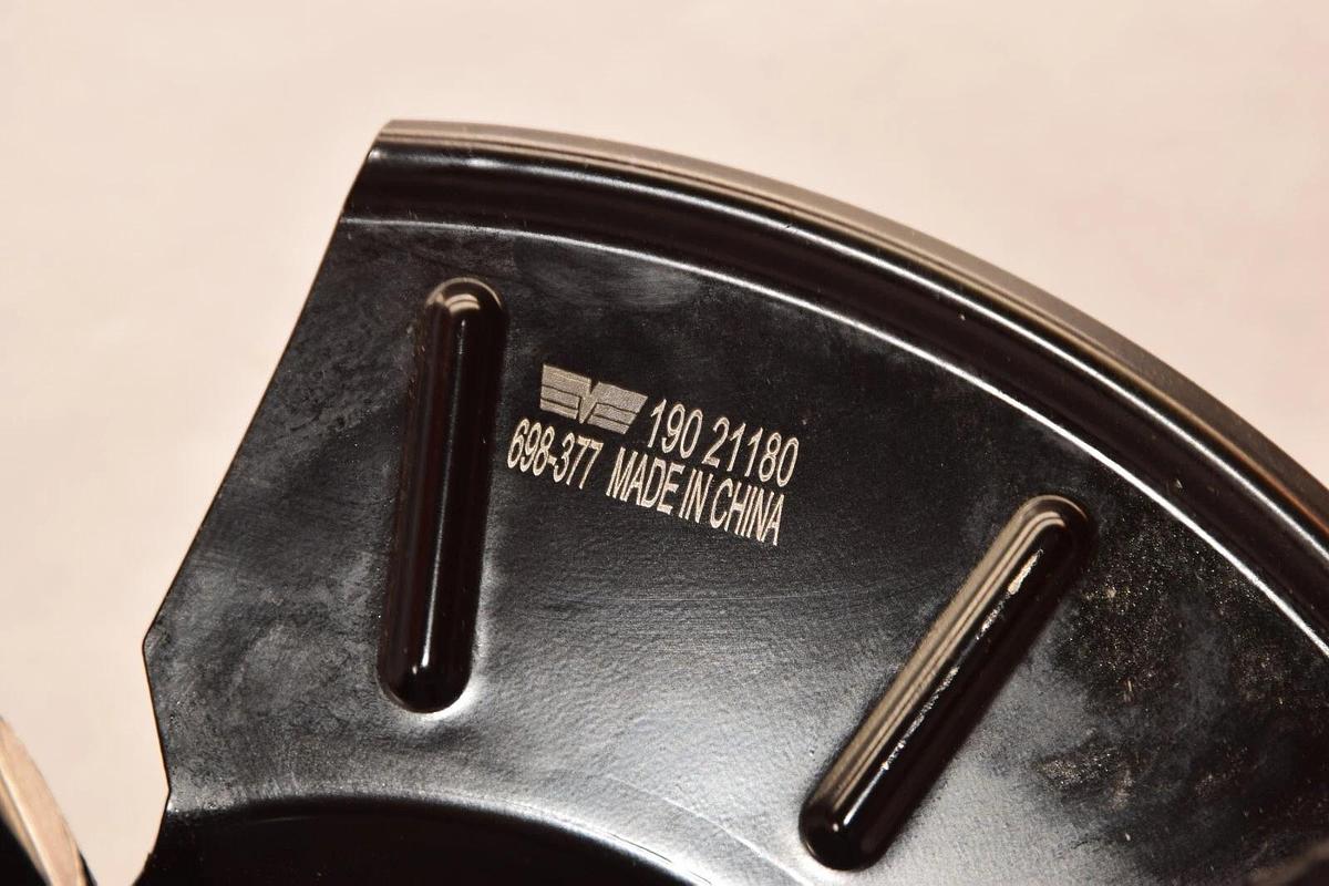 (NEW) DORMAN 698-377 19021180 Loaded Steering Knuckle