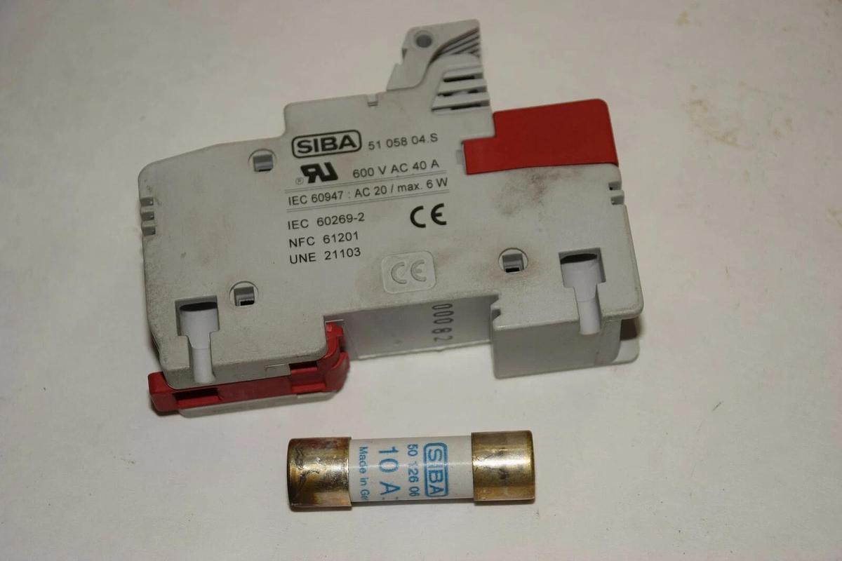 Used SIBA 14x51 51 058 04.S 5105804.S WITH 10A FUSE 600V AC 40A FUSE HOLDER