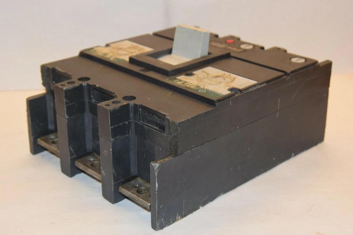 Used GE General Electric Circuit Breaker TJJ436400  ?, 400A 400 Amp A 600VAC 3 Pole