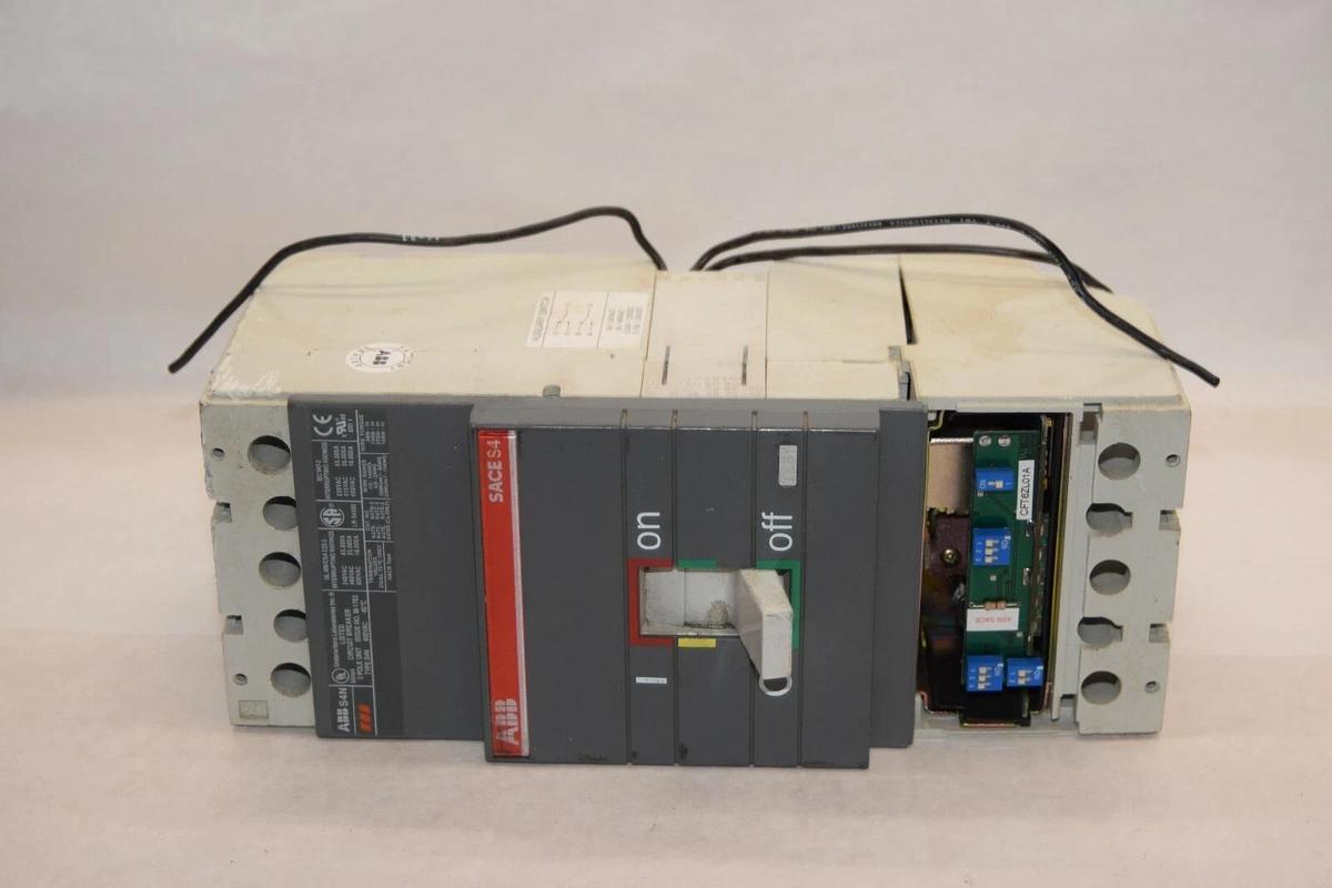 Used ABB 122160027-001 S4N250BESA1S8 3P 250A Circuit Breaker  *Sold As Is*