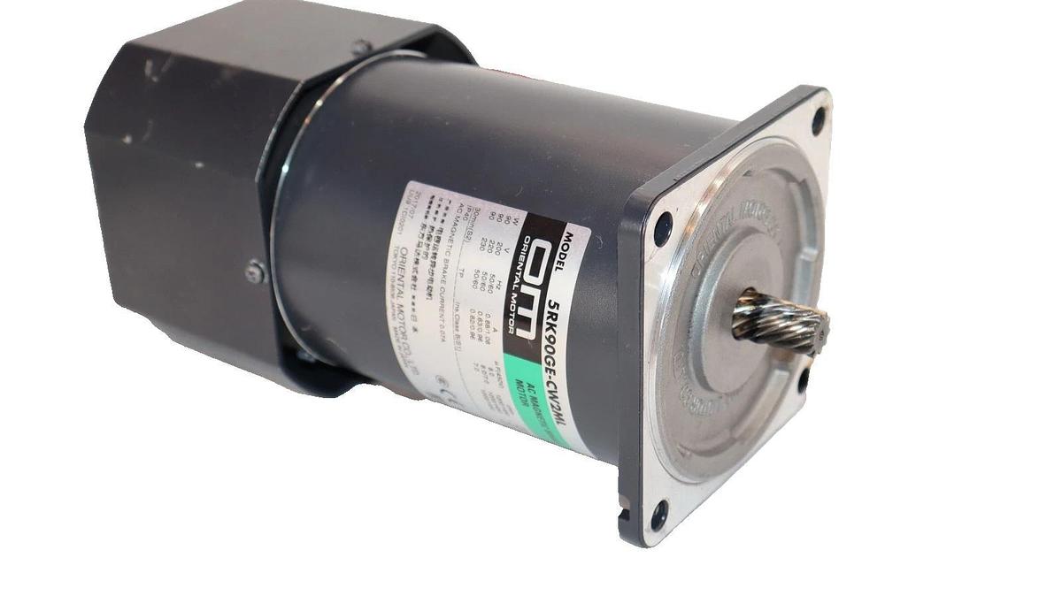Used Oriental Motor 5RK90GE-CW2ML , 5RK90GECW2ML 0.07A Ac Magnetic Brake Motor