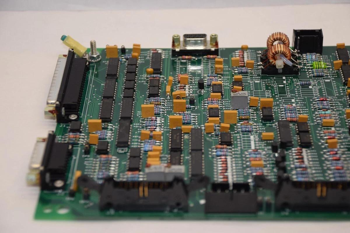 Used CPI CANADA INC 732814 Rev AF, 73281602 Rev AT Control Board Card