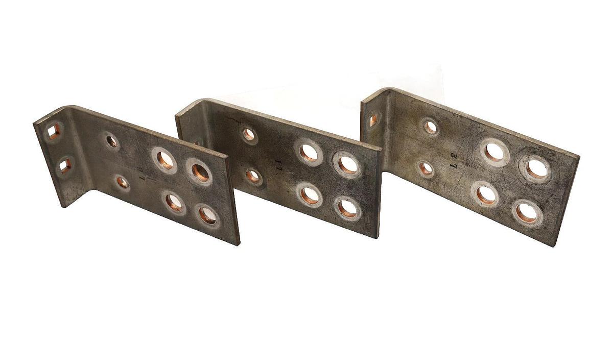 Used 7-1/2" x 4" x 1/4" x 1-1/2" L-Shaped Copper Buss Bar Plate Bracket (Lot of 3)