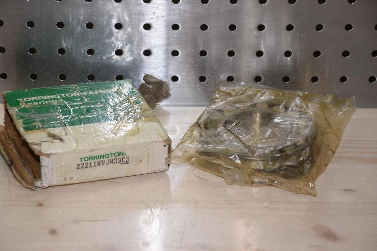 TORRINGTON 2211KVJW33C3 SPHERICAL ROLLER BEARING NEW