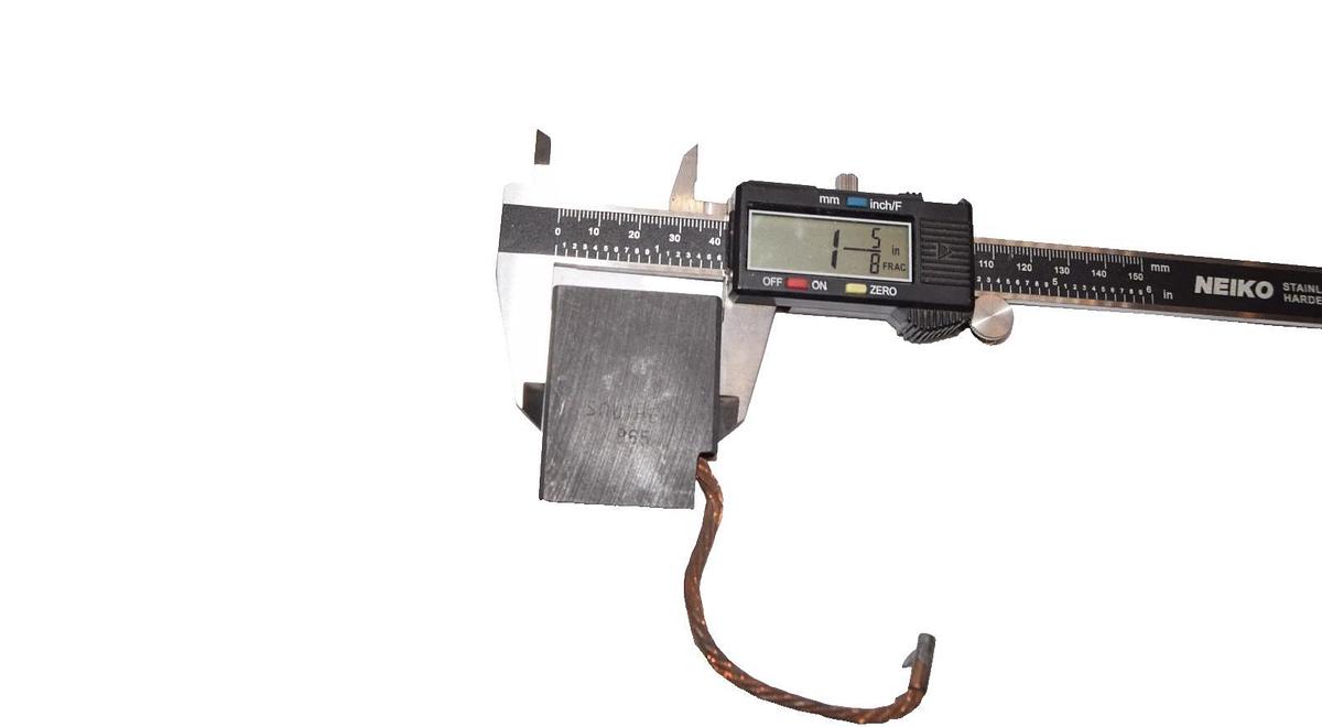 Southern 965 , 1-5/8" x 3/8" x 2"  Carbon Motor Brush  (New - Lot of 4)