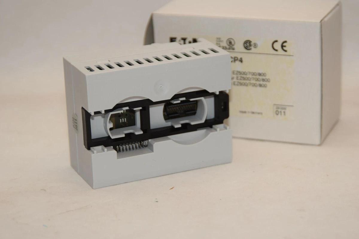 NEW) EATON EZD-CP4 EZDCP4 EZD-CP4-2 20.4-28.8V 3W 28-12Awg Communication Module
