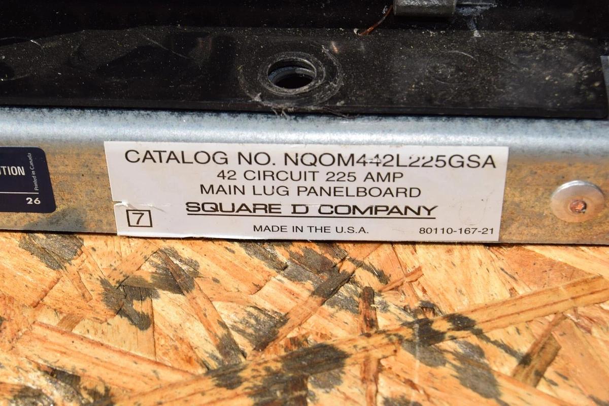 Used Square D 42 Circ 225A Main Lug Panelboard Interior NQOM442L225GSA 3ph 20a 30a