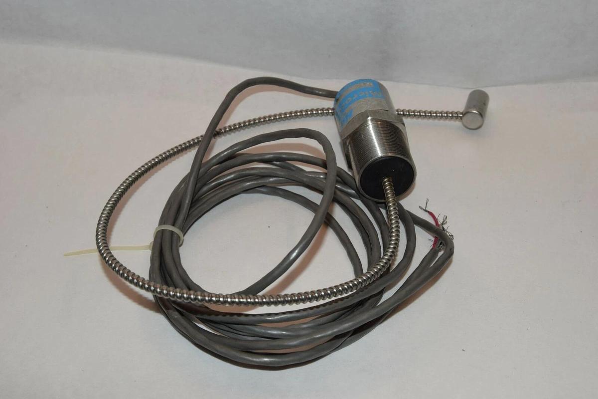 Used Hyde Park CS-12 Microsonic Sensor CS12