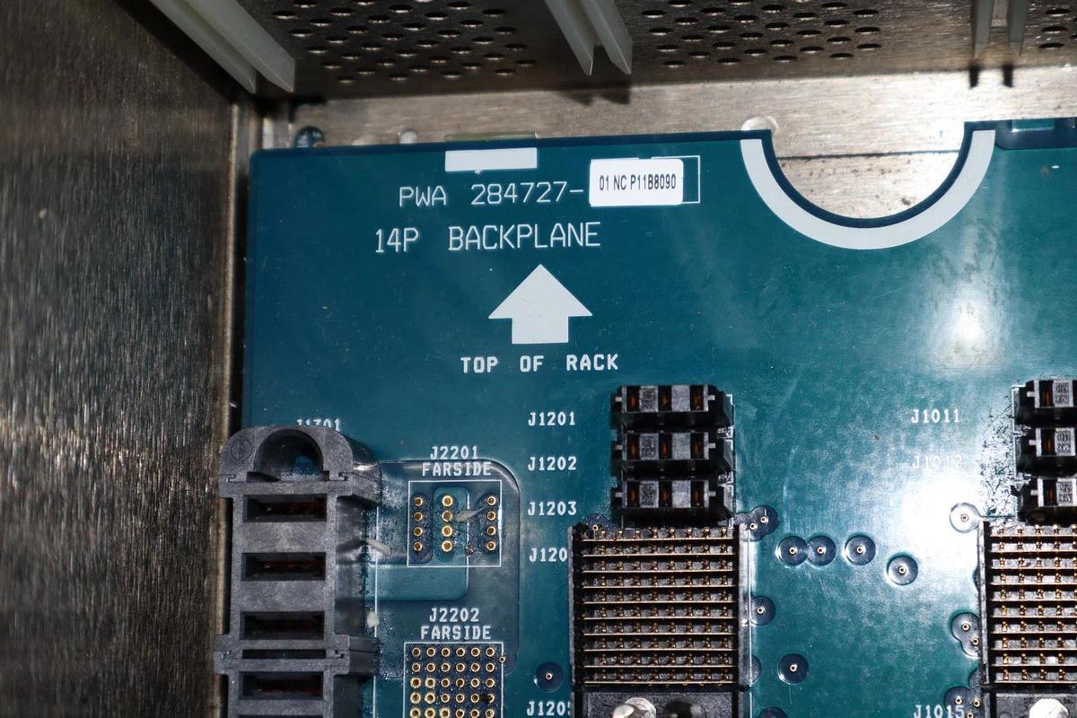 Used Bently Nevada 3300/05 , 3300 Series 13-Slot Chassis