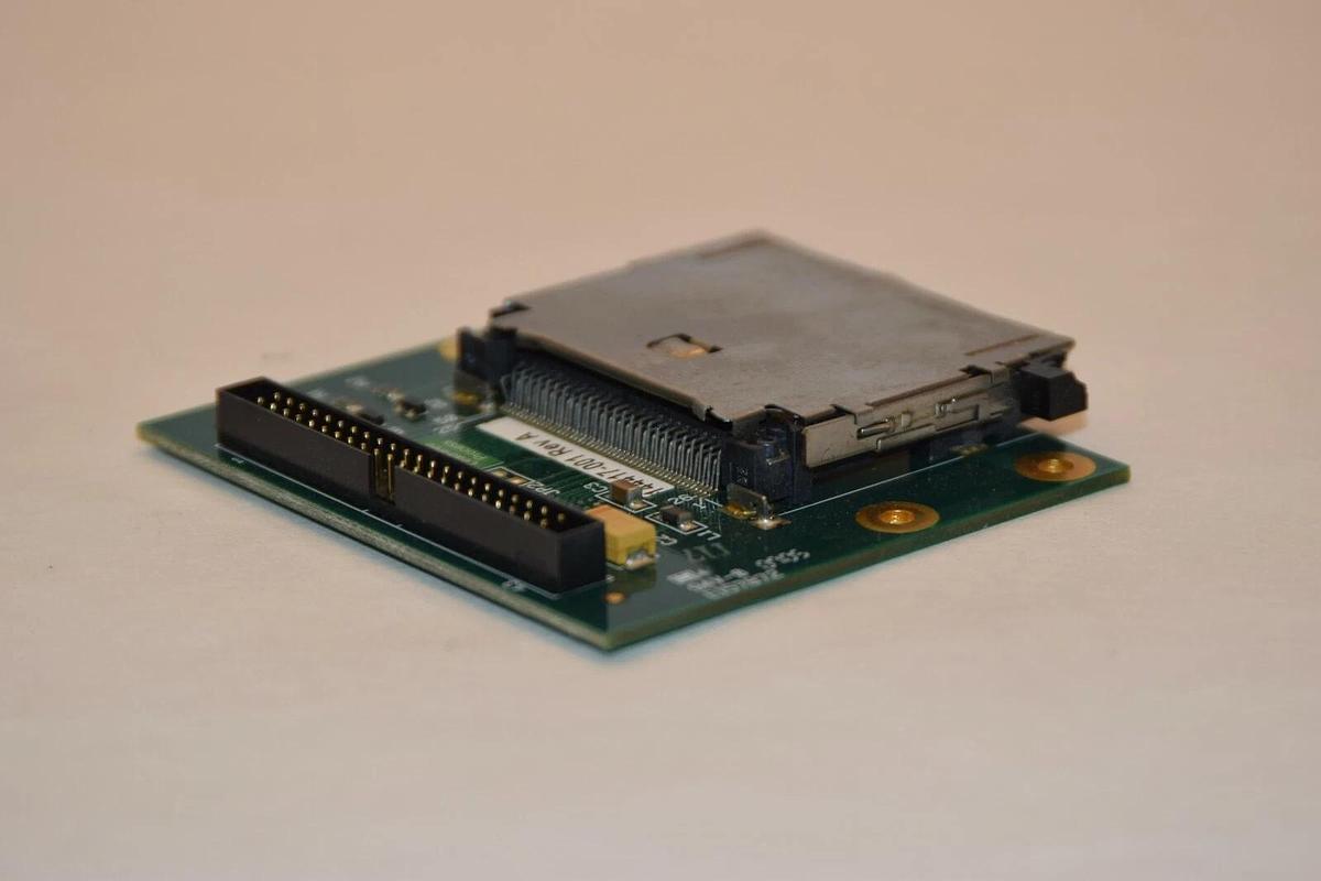Used XYCOM AUTOMATION 144458 REV.A E157875 94V-0 CIRCUIT BOARD