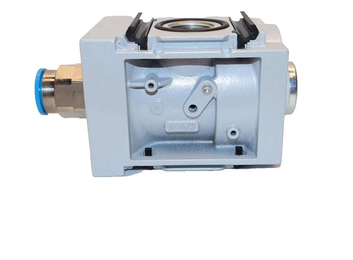 FESTO MS6-FRM-1/2-AD1 Branching Module MS6FRM1/2AD1  10bar  145psi  (NOS)