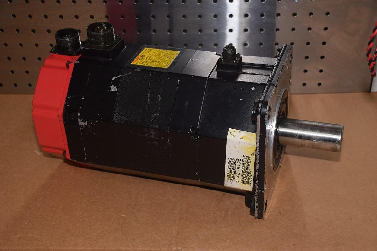 Used Fanuc AC Servo Motor A06B-0142-B175 w/ Pulsecoder A860-0360-V501 2.1kw