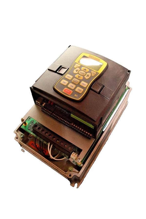 Used BALDOR 10hp Vector Drive ZHH410-E 3PH 480V H2 10 HP VE2016A00