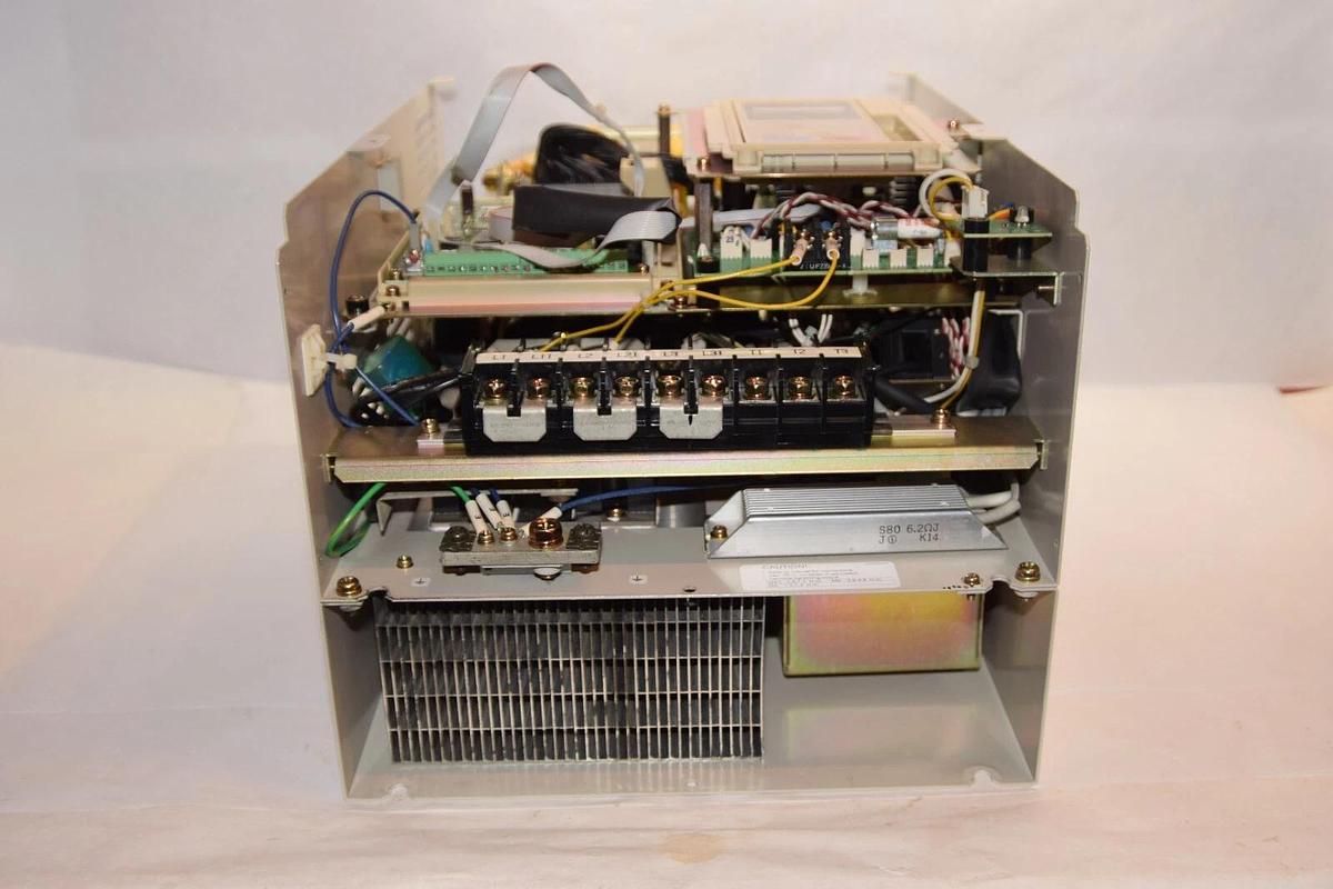 Used YASKAWA Magnetek Drive CIMR-P5M4018 CIMRP5M4018 GPD506V-B041 380-460v 3ph 46a