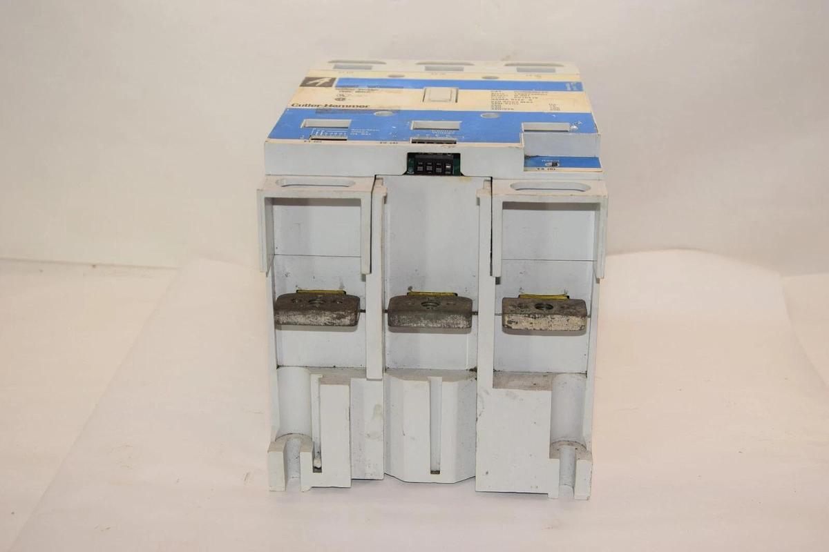 Refurbished Cutler-Hammer Westinghouse W200M5CFC Size 5 Motor Starter  1A96725C01