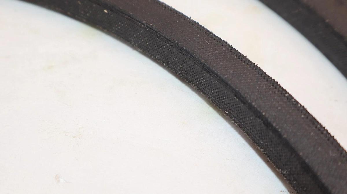 B111 V-Belt Belt HY-T Plus Matchmaker ORS/SC B-111 Vbelt (New)