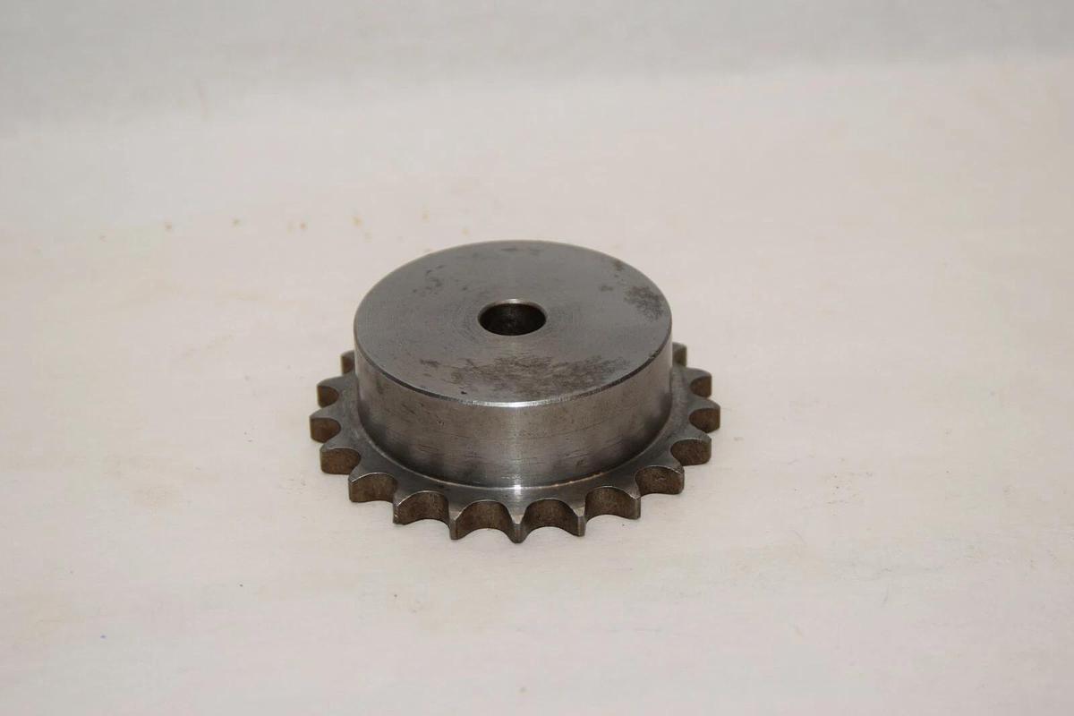(NEW) AMETRIC 21 1/2 21 Teeth 1/2" Bore Sprocket