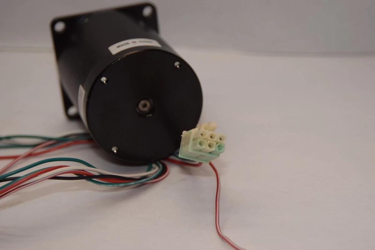 Used SIEMENS Stepping Stepper Step Motor 729514.901 729514901 Rev D