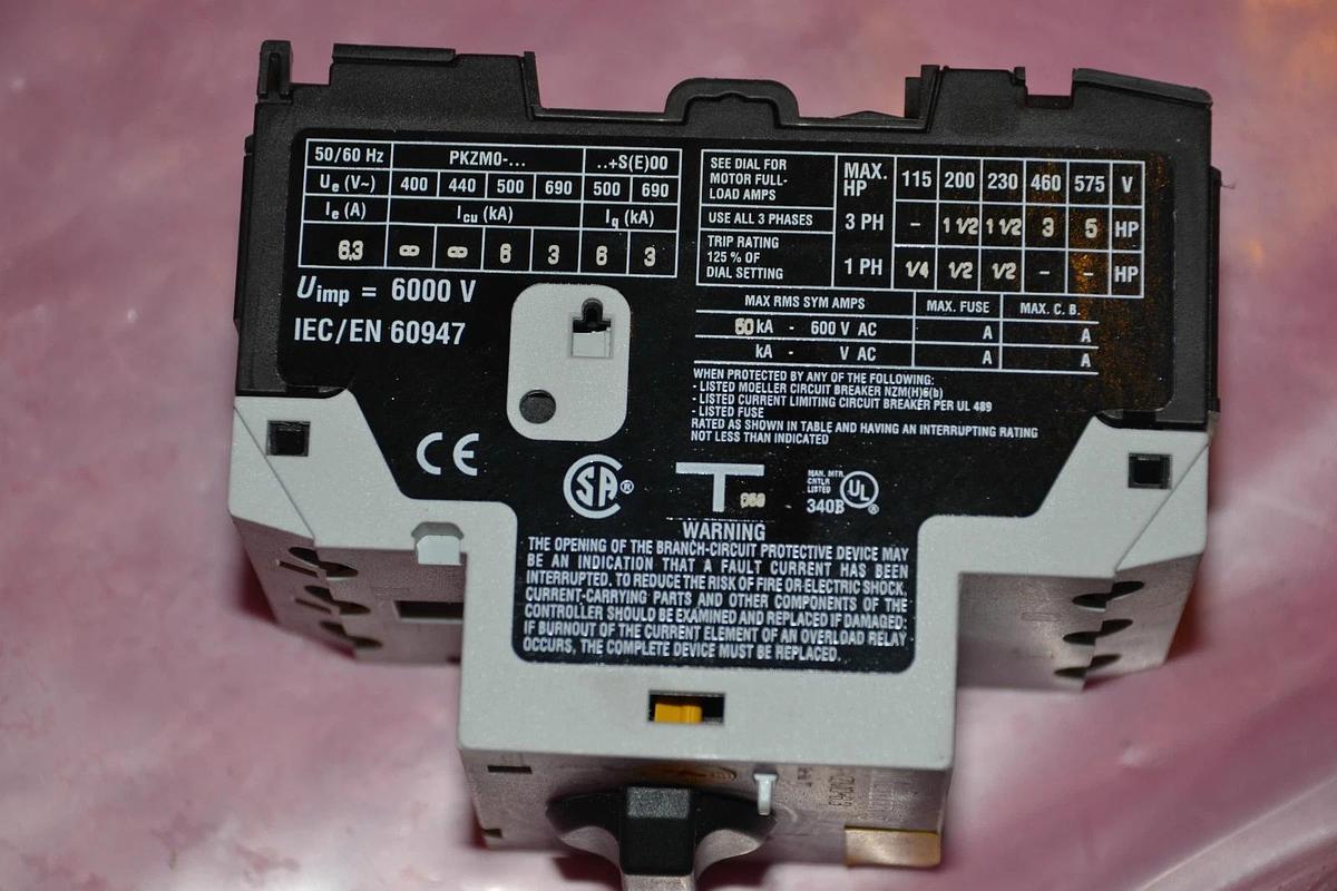 Used KLOCKNER-MOELLER RELAY MODULE PKZM0-6,3 PKZM0 6,3 PKZM063