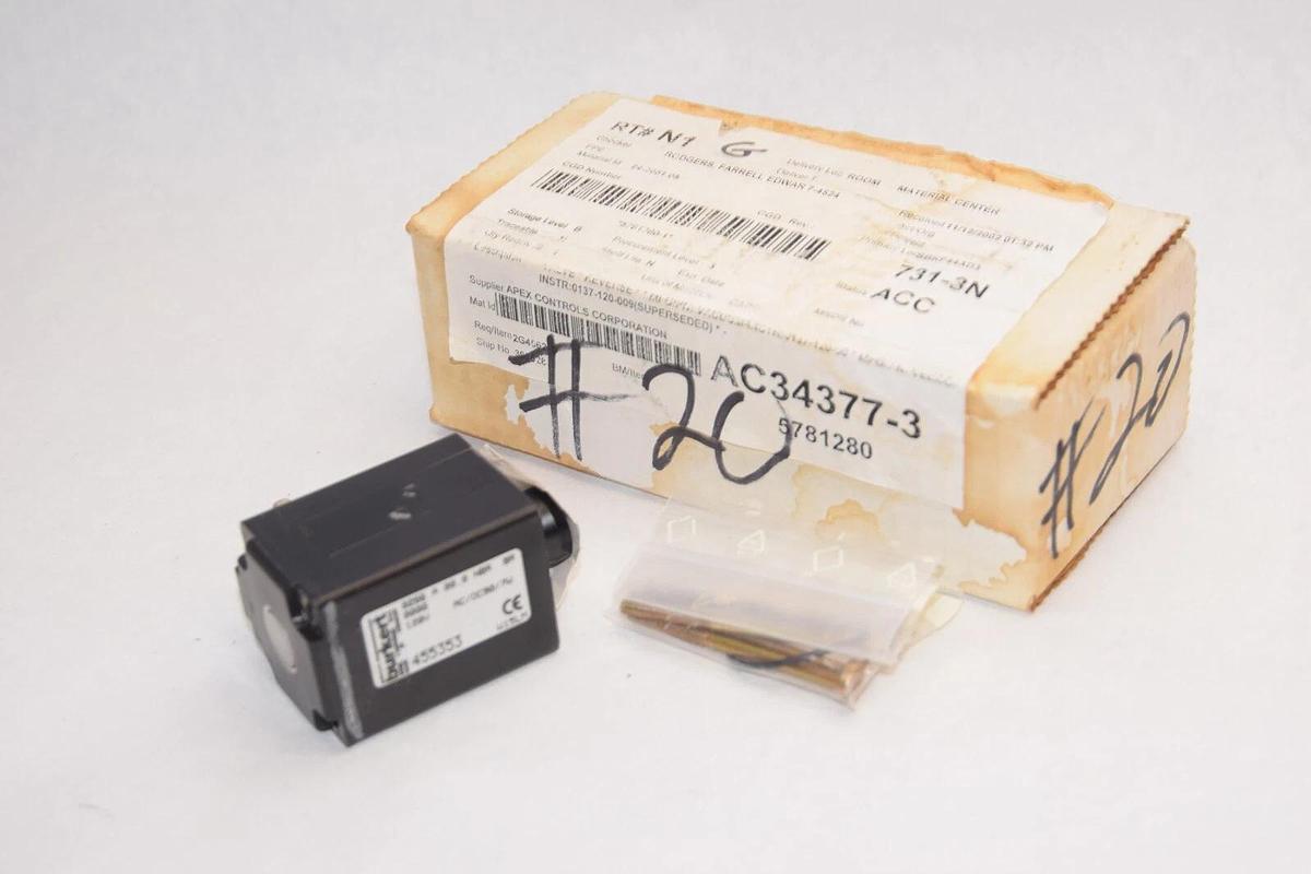 (NEW) BURKERT 455353 120V 7W 2 Way Solenoid Valve