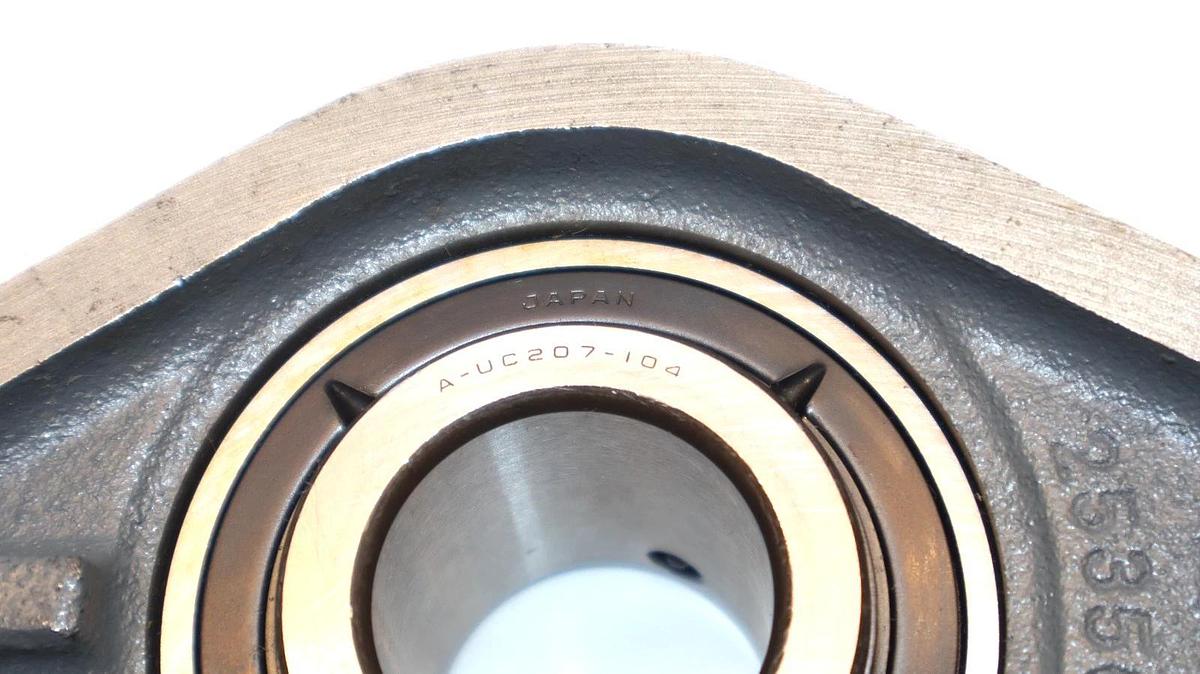 Boston Gear A-UC207-104 , 1-1/4" 2 Hole Flanged Bearing (New)