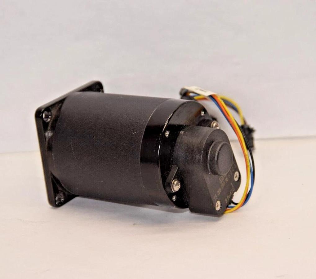 Used US DIGITAL 751240 902 Stepper Stepping Motor Encoder E5-200-250-NE-S-E-G-B