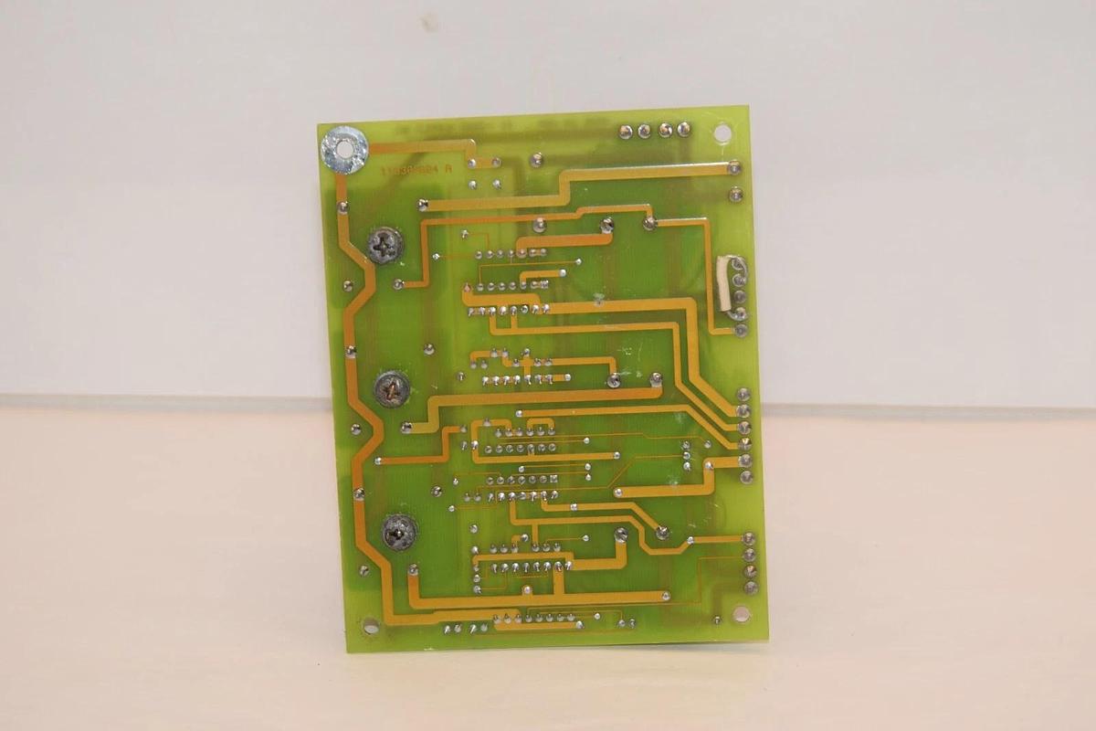 Used EATON EXIDE 101073073-001 Rev B Power Supply