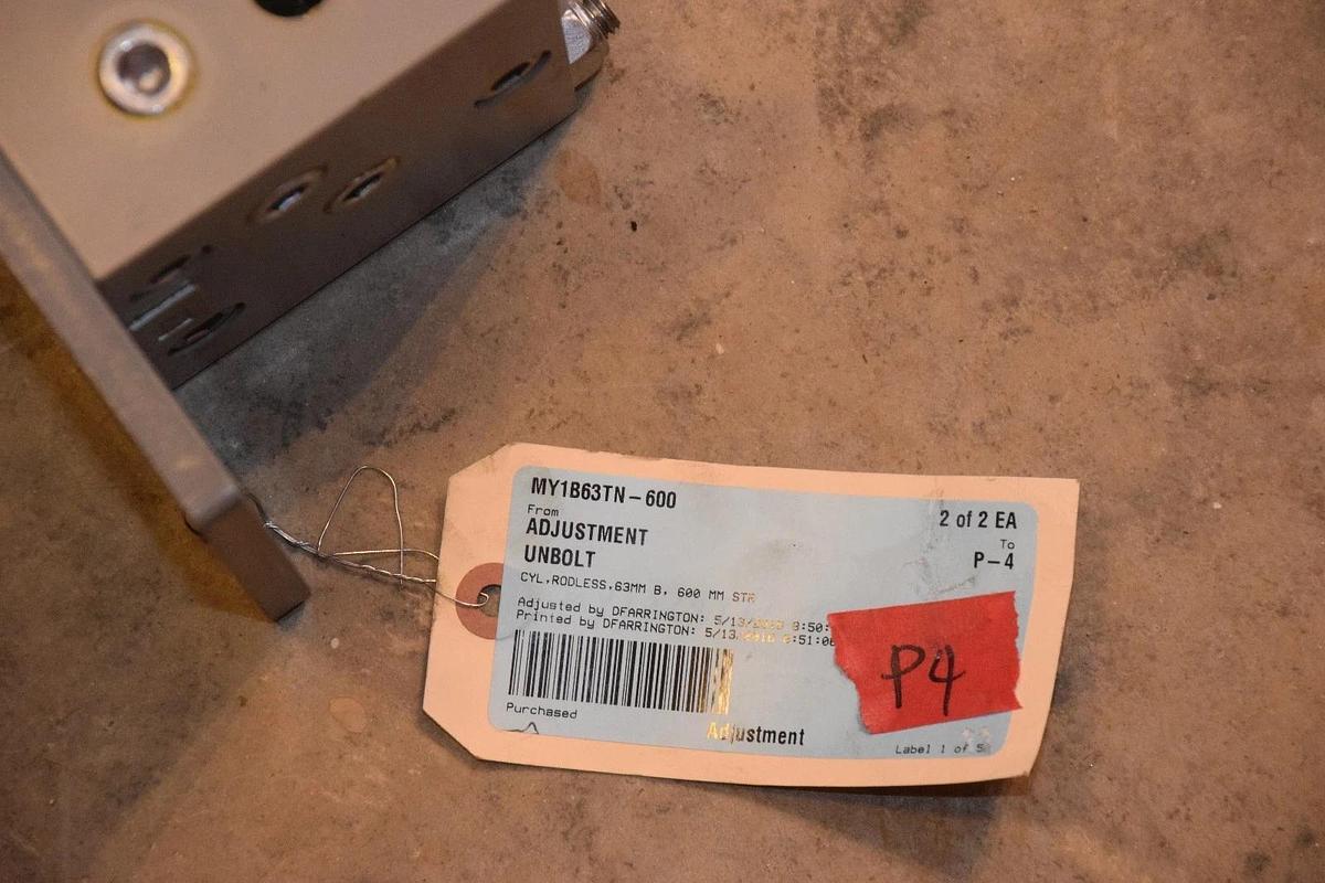 Used SMC MY1B63TN-600 Rodless Air Cylinder Pneumatic Cylinder 115 psi .80 MPa