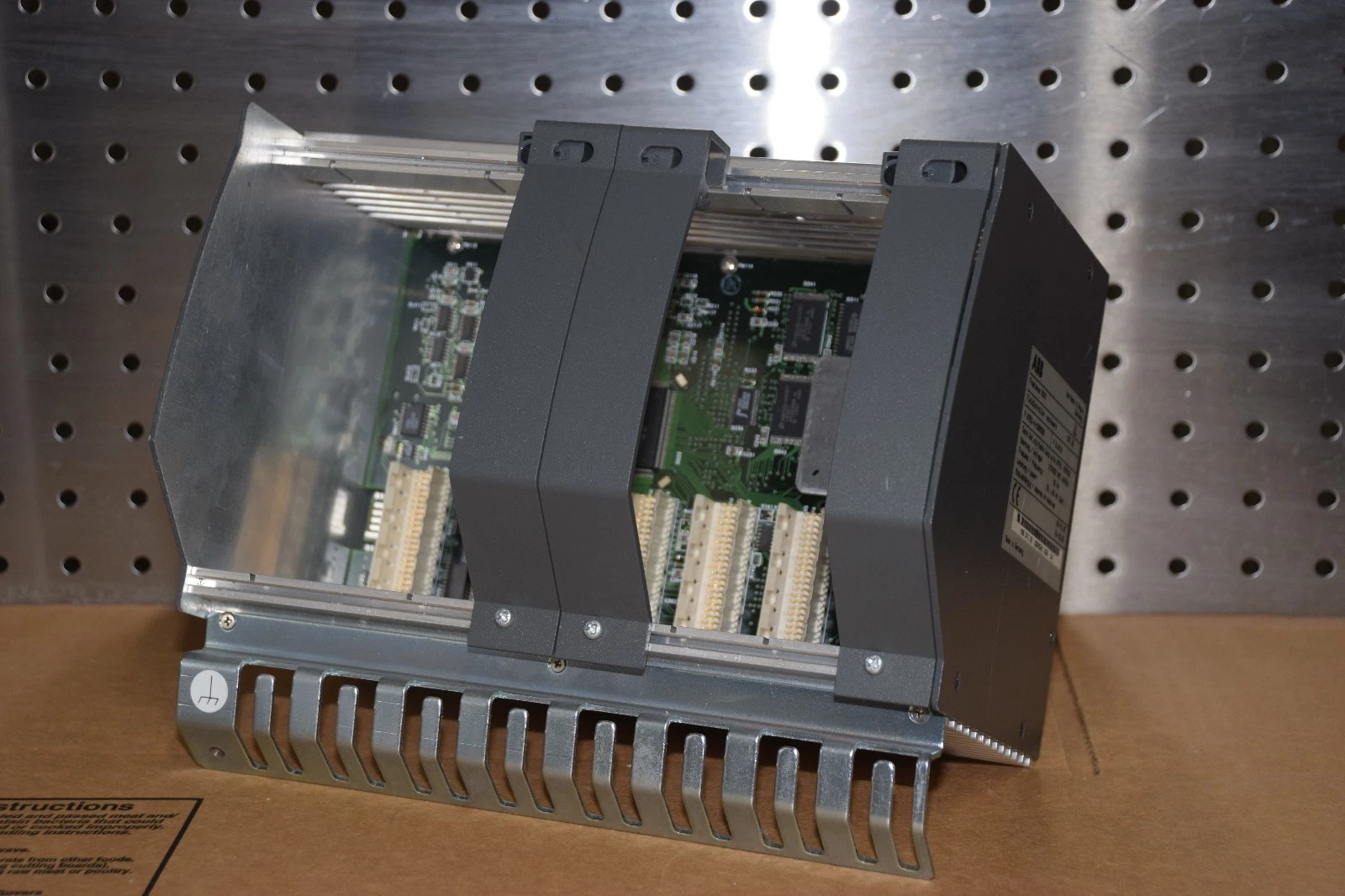 Used ABB FREELANCE 2000 FIELDCONTROLLER MINBOARD P 37261-4-0369528 3726140369528