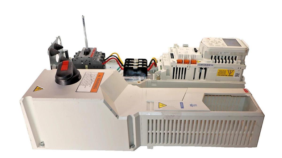 Used ABB VFD DRIVE ACH580-01-02A1-4+0J400+P922 400/480v 3ph ACH580-PDR-02A1-4