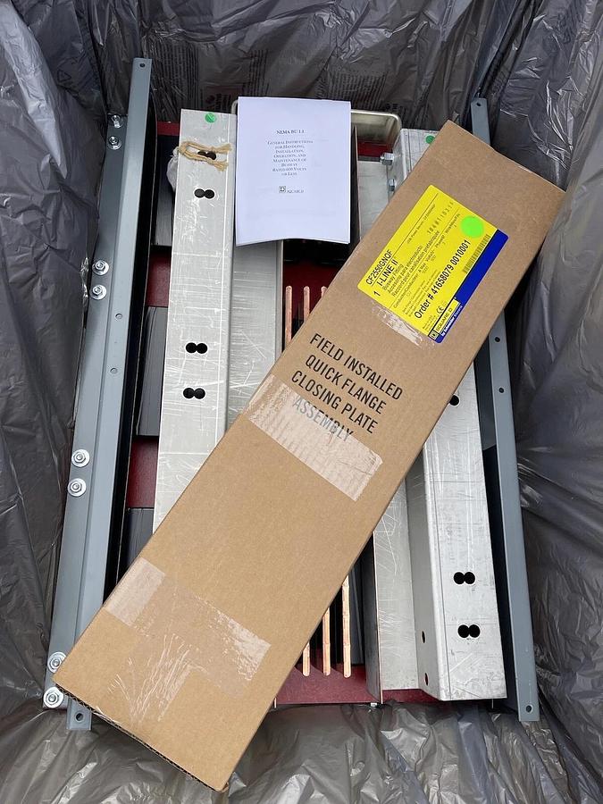 Square D 5000A 4 wire busway fitting  I-Line II CF2550GNQF 600v, 3p4W