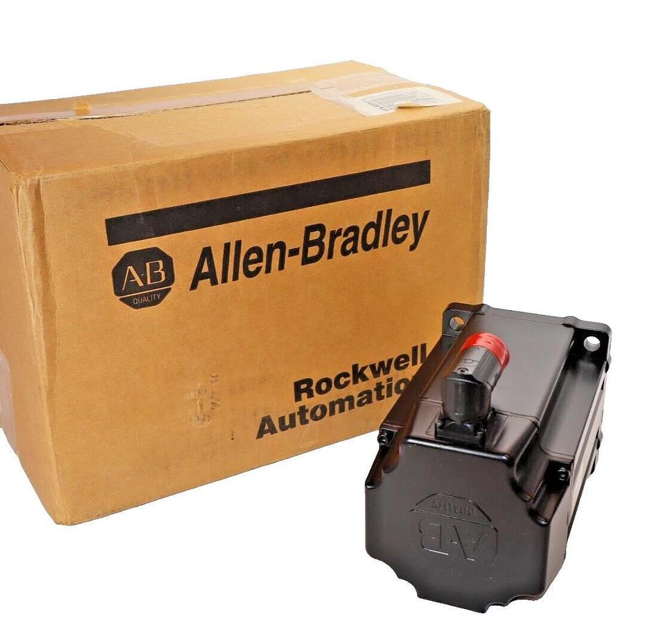 ALLEN BRADLEY Kinetix VP Servo Motor VPL-B1303F-CK12AA 3ph 2.82kw 3.78hp NEW