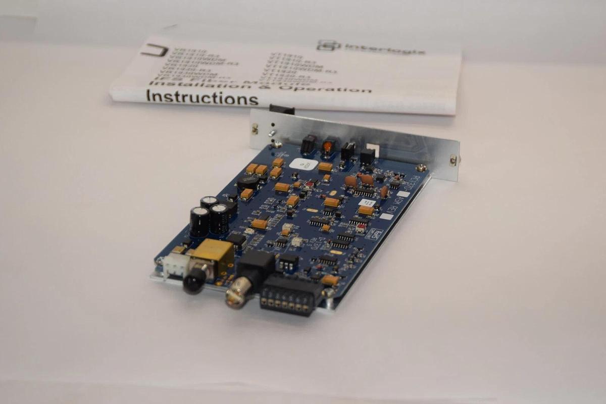 IFS Video Receiver + Data Transmitter Video Rec + Data Xtmcr VR1910WDM (NEW)