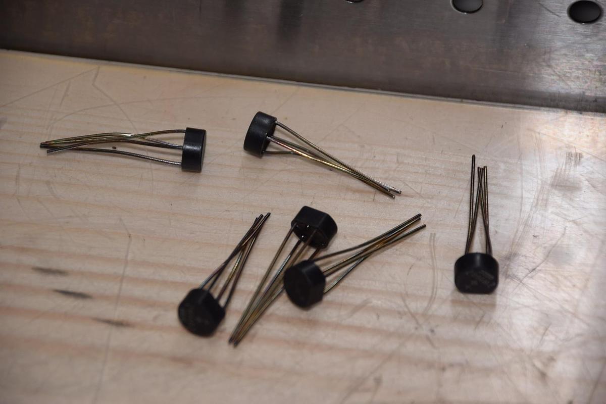 (LOT OF 6) NO NAME W06G SEMICONDUCTOR NEW