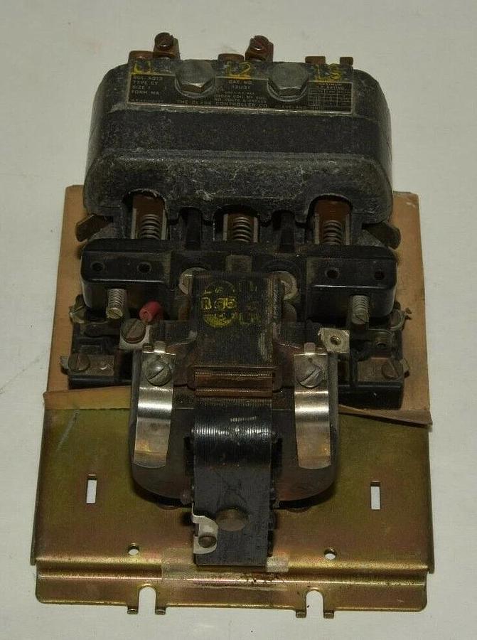 Used CLARK CONTROLLER 13U31 6013 Size 1 600Vac 120V Coil Contactor