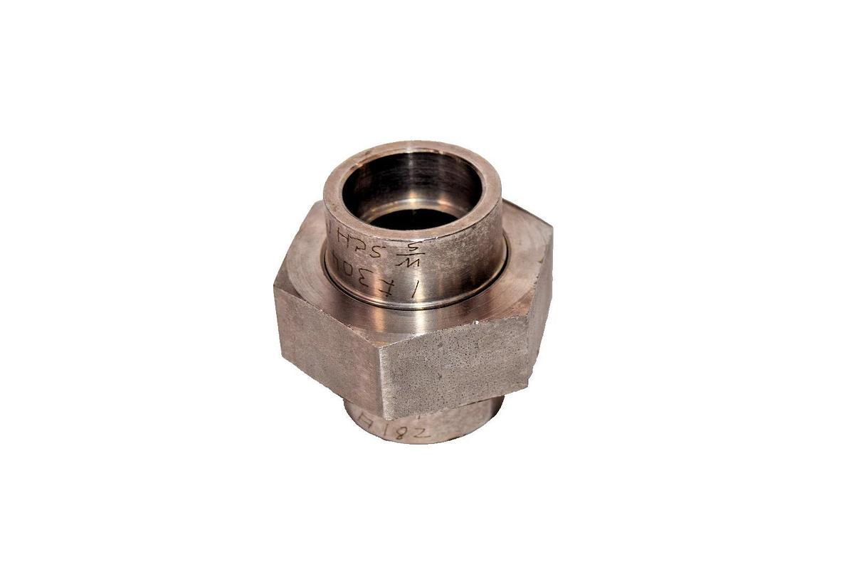 Union Socket Pressure Stainless Steel Weld Coupling 1" F 304 WA4 A183 WS (New)