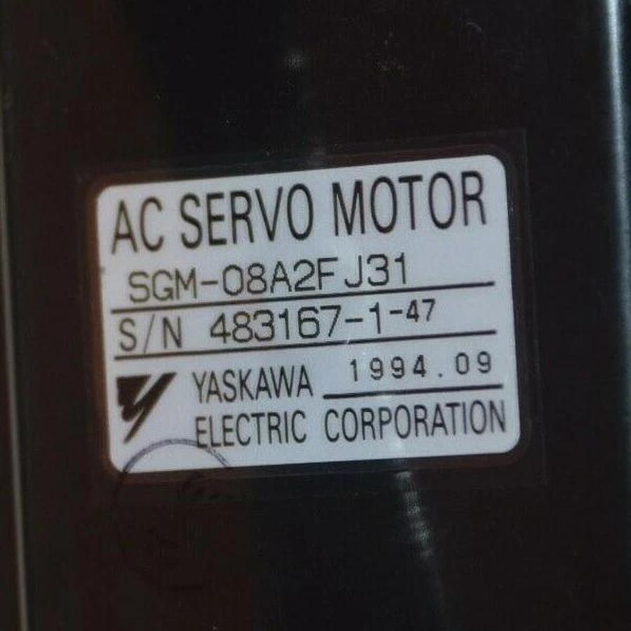 Used YASKAWA ELECTRIC AC Servo Motor  SGM-08A2FJ31   SGM-08A2F J31