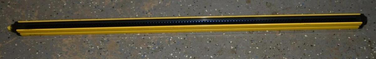 (New) SICK C40E-1203AG300 C4000 Series 1200mm 24Vdc  Light Curtain Basic+