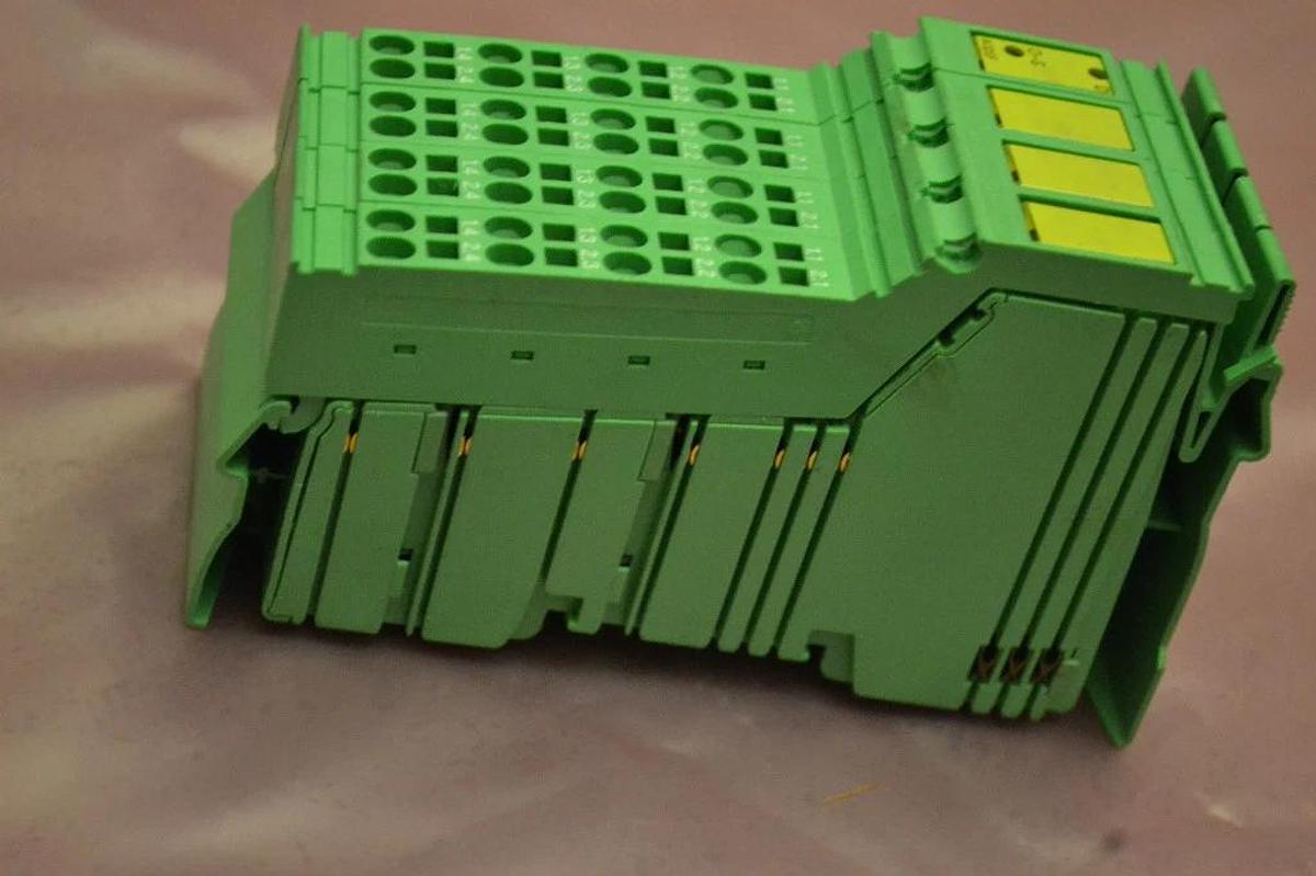 Used Phoenix Contact IB IL AO 2/SF  IBILAO2/SF