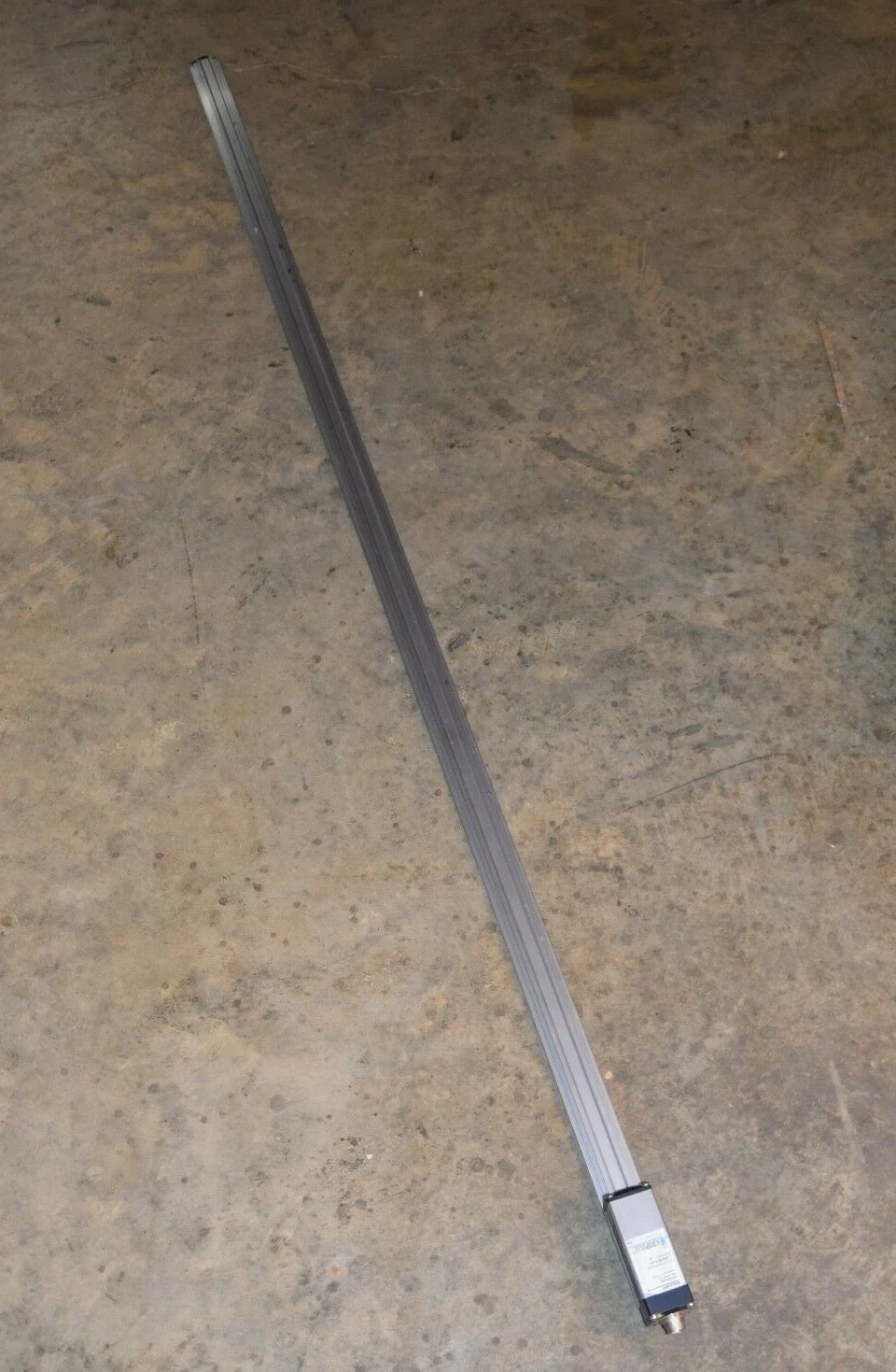 Used BALLUFF BTL-5-P1-M1270-R-S32 Micropulse Linear Transducer
