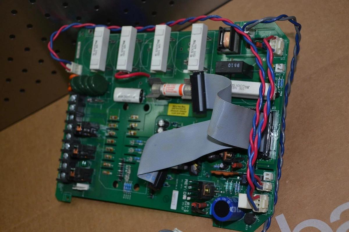 Used TOSHIBA 41532H DRIVE CONTROL BOARD