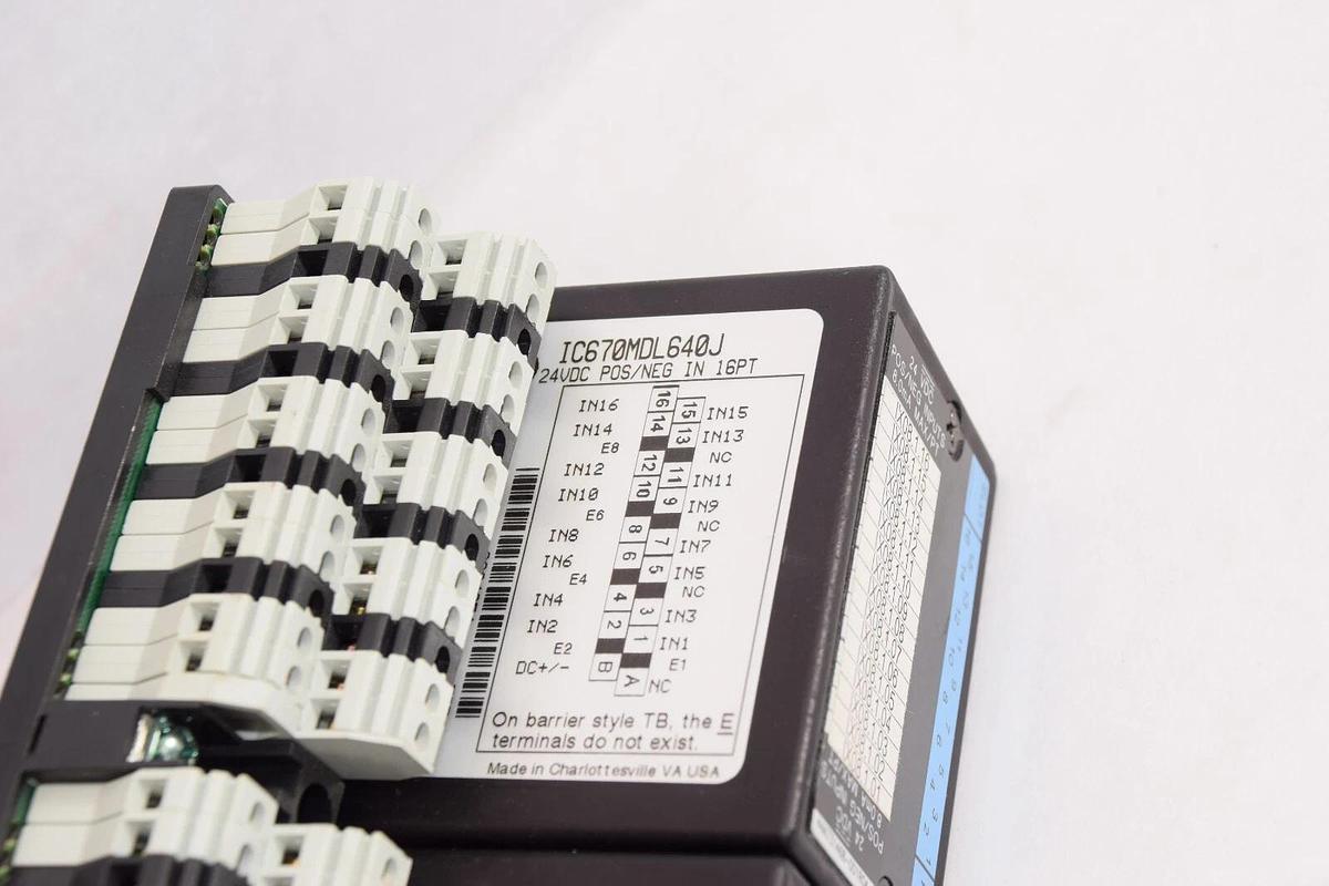 Used GE FANUC IC670CHS002E 24Vdc  I/O Base 2 Tier Box Terminal ic670mdl640J