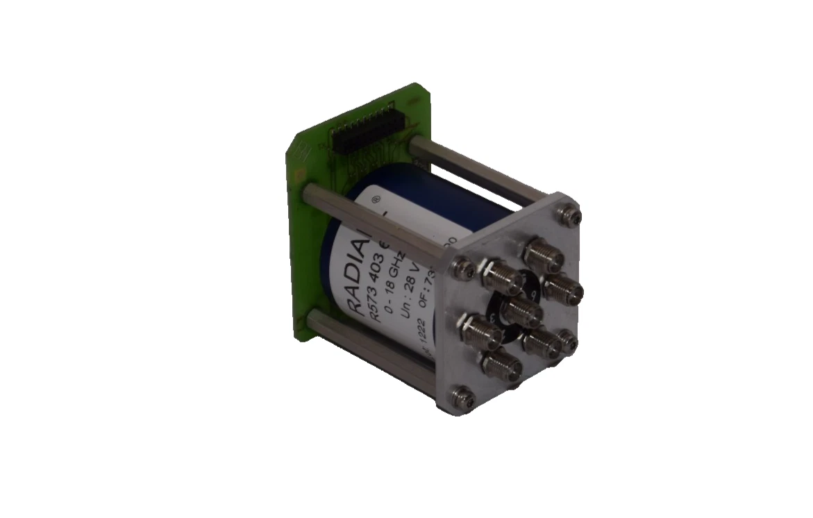 Used Radiall R573 403 610 , R573403610 0-18GHz 28V Coaxial Switch
