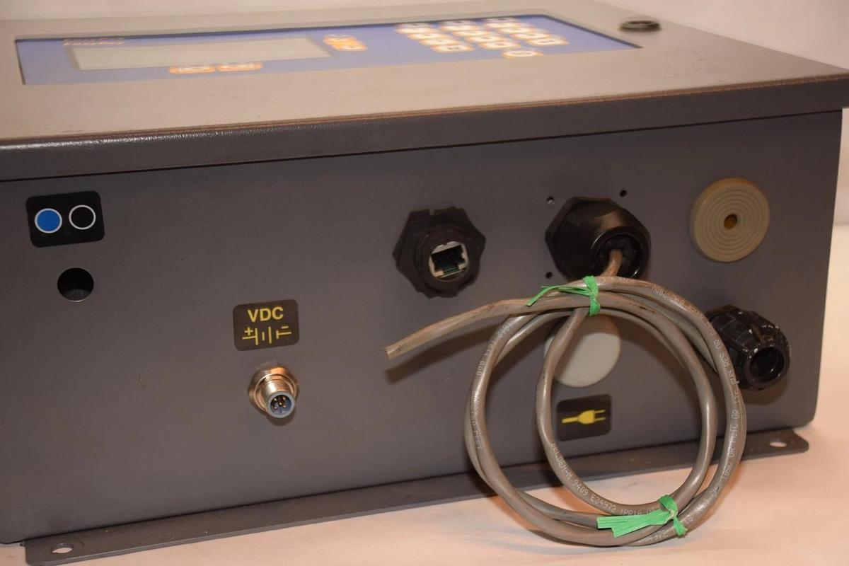 Used Graco Easykey 255767 Display Keypad Operator Interface in Wiegmann Enclosure