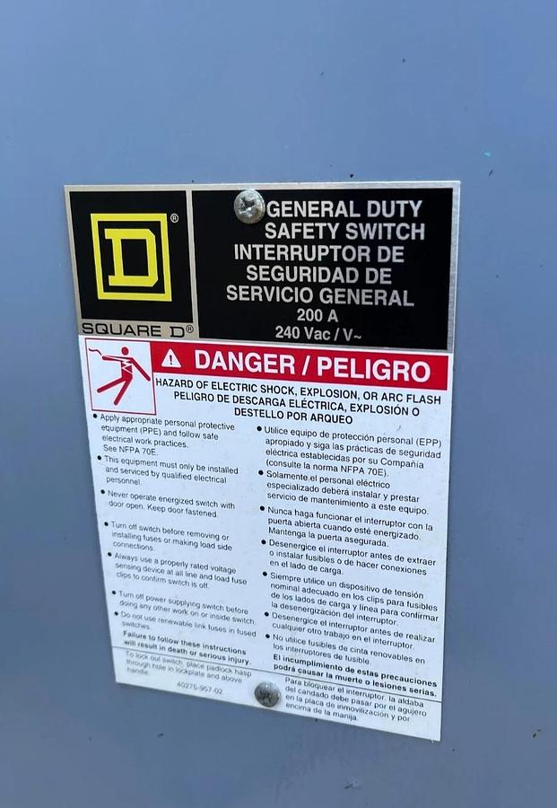 Used Square D General Duty Safety Switch D324N F01 200amp 200 A 200A 240v Fused