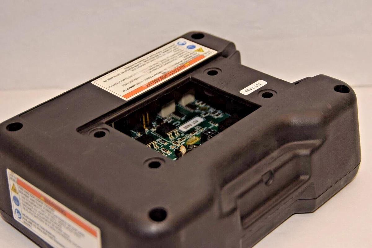 Used Graco E-Flo DC Operator Interface Module Display Panel Controller *Missing cover