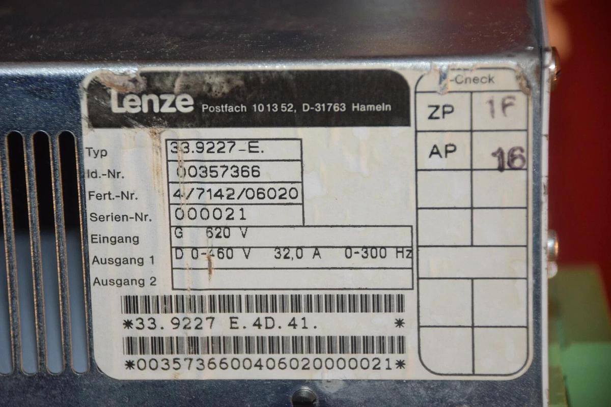 Used LENZE Drive 9220 TYPE 33.9227_E  00357366  33.9227 E  357366  4/7142/06020