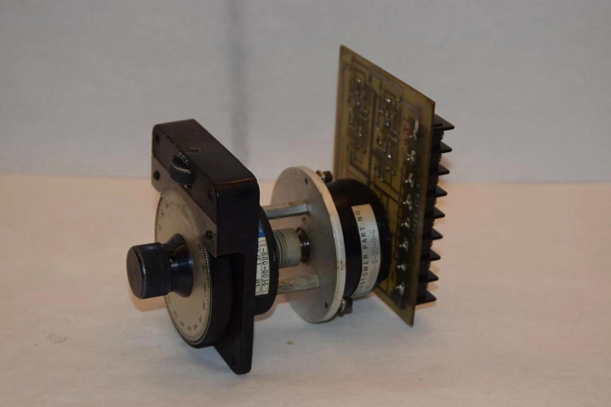Used ACTON LABORATORIES DSD10-1 1-880-0036 DC-0500-B-00-0-6 ROTARY DIAL